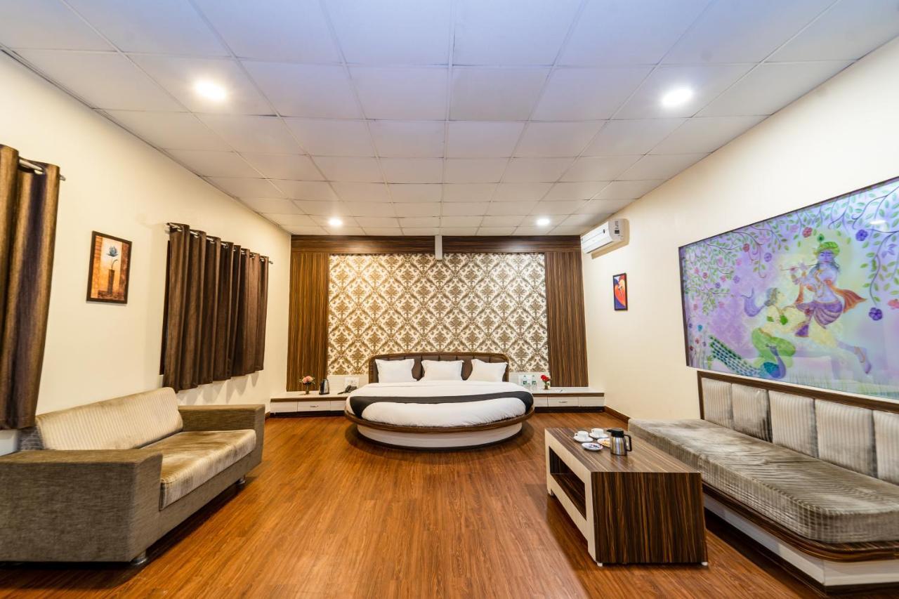 Narmada Hills Resort Godarpura Eksteriør bilde