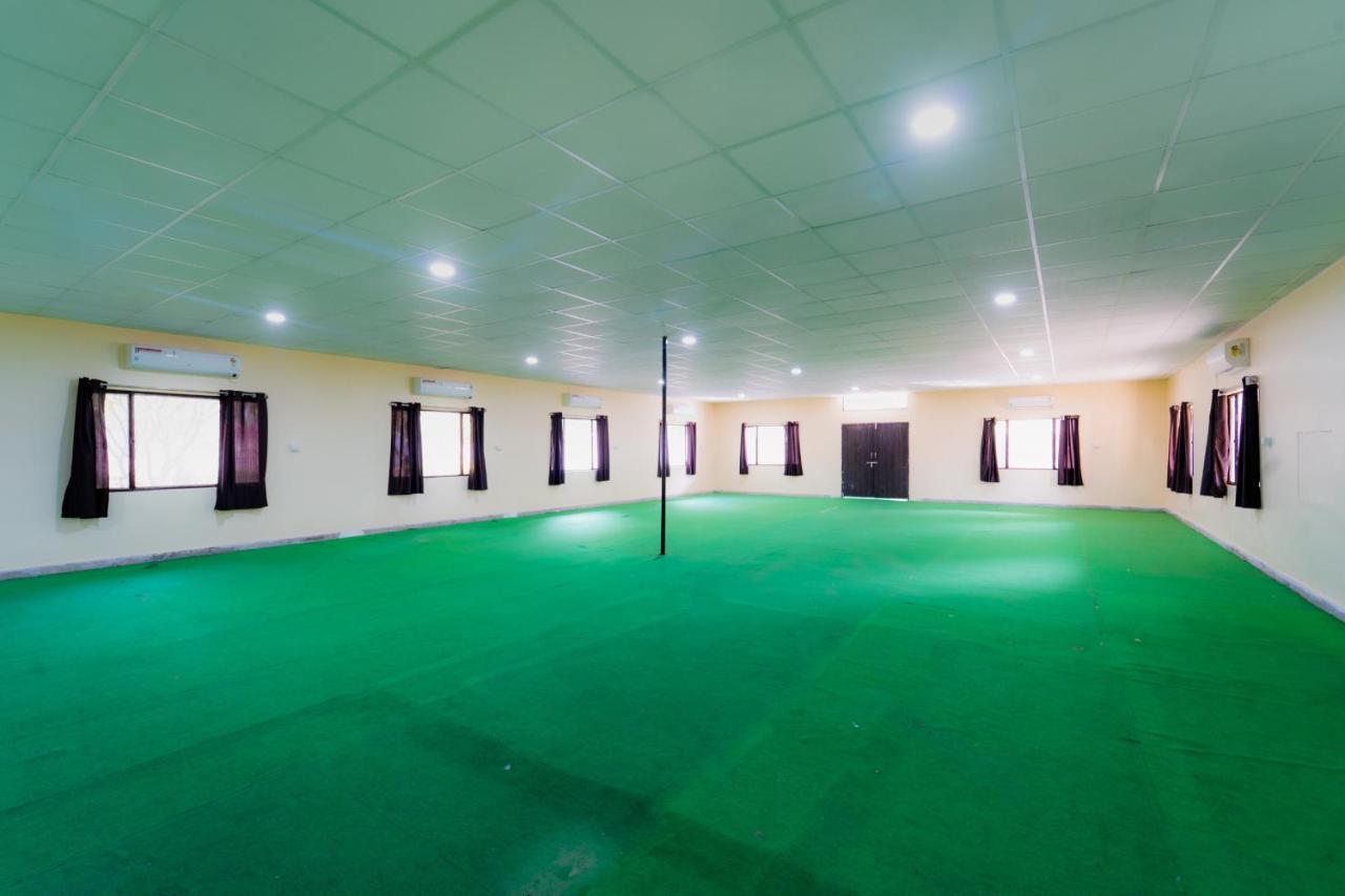 Narmada Hills Resort Godarpura Eksteriør bilde