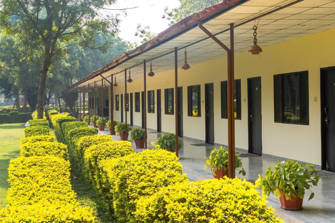 Narmada Hills Resort Godarpura Eksteriør bilde