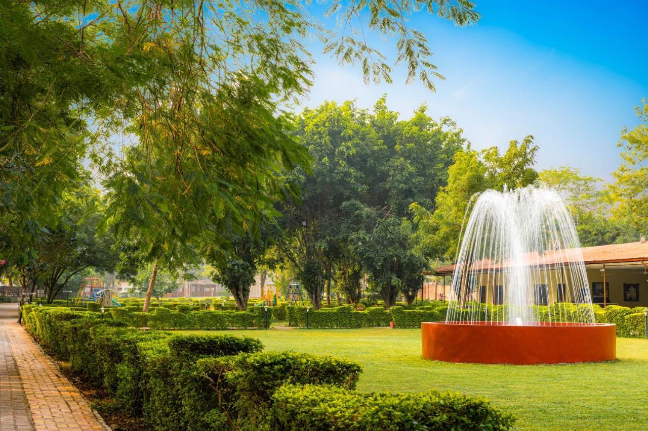 Narmada Hills Resort Godarpura Eksteriør bilde