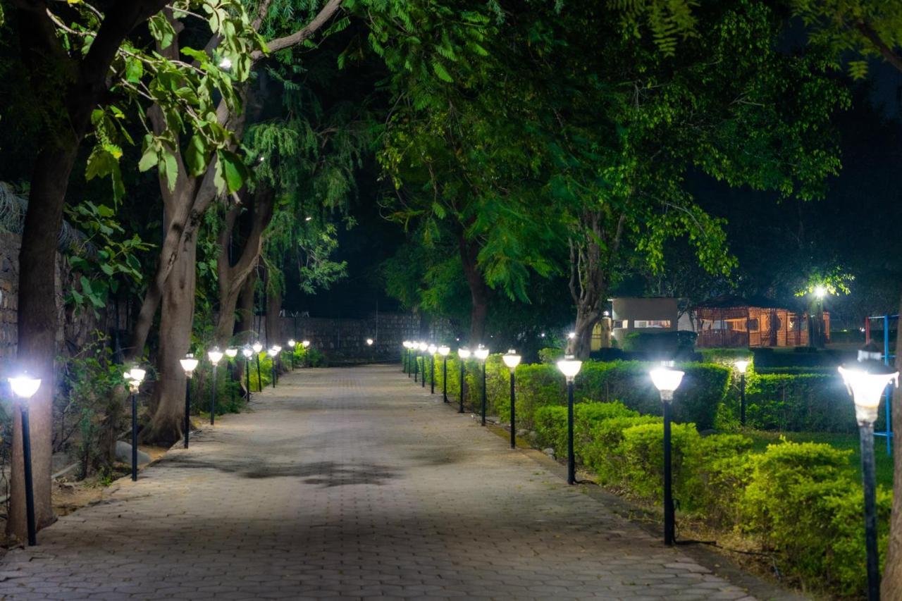 Narmada Hills Resort Godarpura Eksteriør bilde