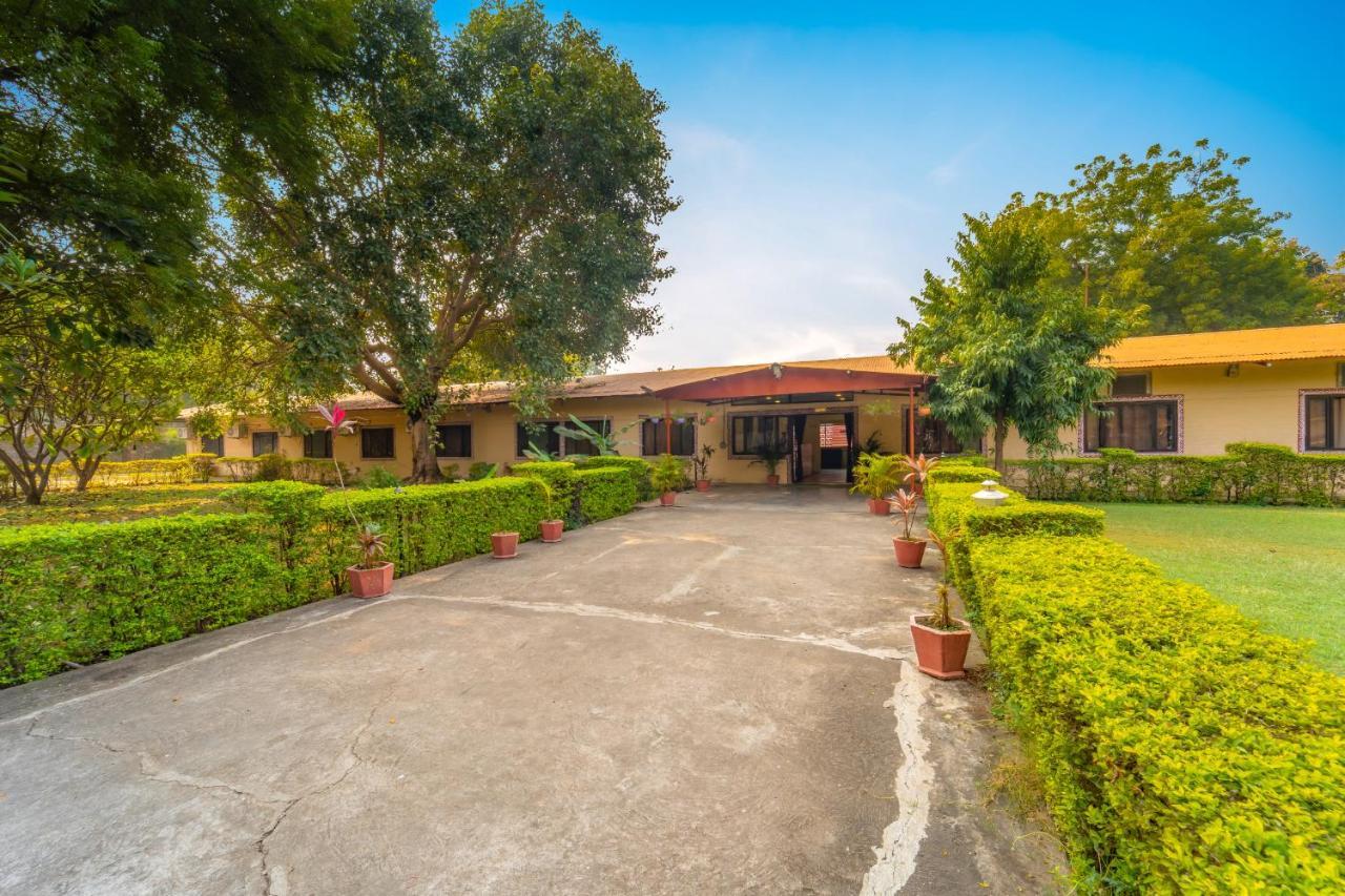 Narmada Hills Resort Godarpura Eksteriør bilde