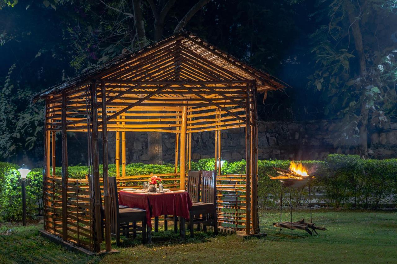 Narmada Hills Resort Godarpura Eksteriør bilde
