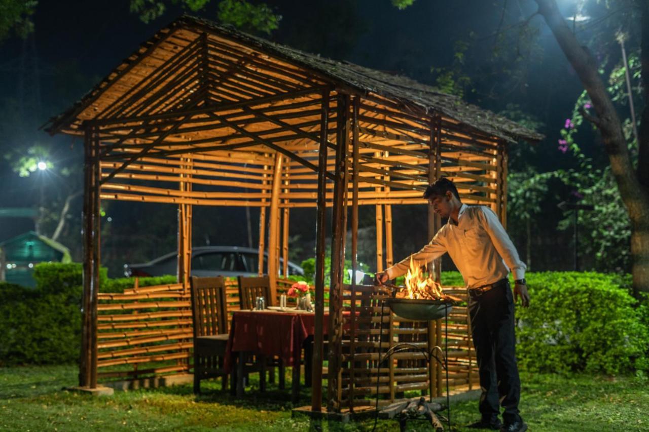 Narmada Hills Resort Godarpura Eksteriør bilde